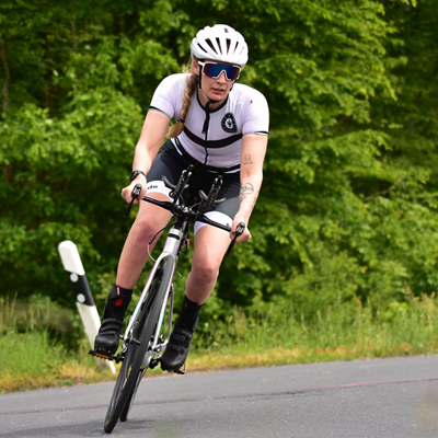 Lena, ECMTF Shark Team cyclist living with CMT